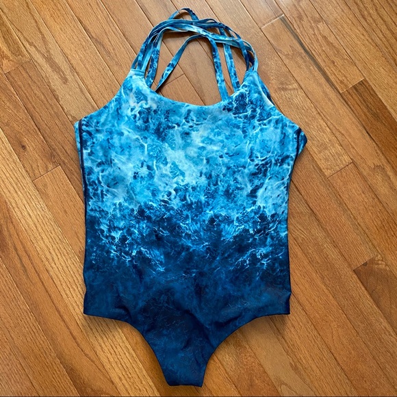 Lululemon strappy one piece - Picture 4 of 8